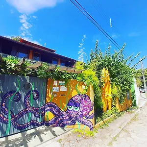  Hostal Submarino Brasil